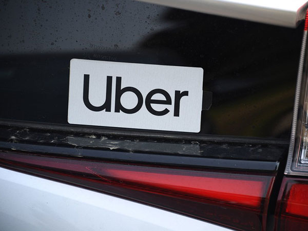 Uber bán mảng kinh doanh xe tự lái cho một công ty khởi nghiệp