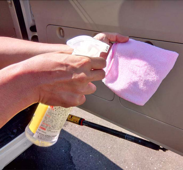 Dung dịch vệ sinh nội thất ô tô Nhật Bản Ichinen